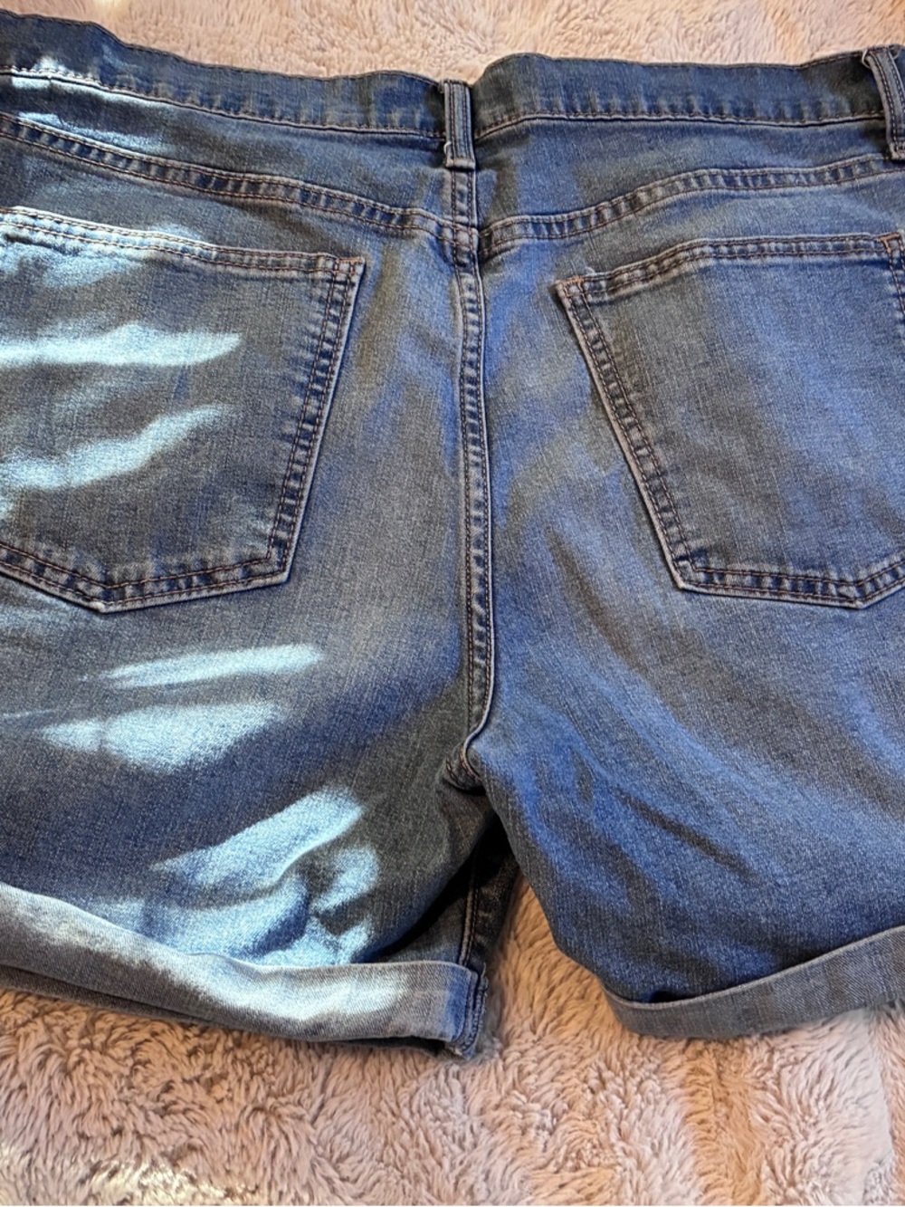 Woman’s Gap size 31
Shorts - Picture 2 of 4
